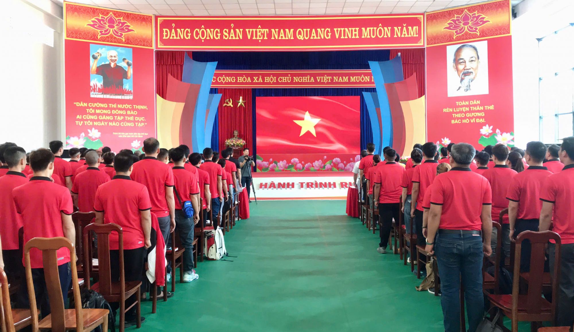 Trung tâm Huấn luyện VĐV trẻ quốc gia tổ chức Lễ khai mạc Lớp HLV Cầu lông Cấp I quốc gia năm 2025. trung tam huan luyen vdv tre quoc gia to chuc le khai mac lop hlv cau long cap i quoc gia nam 2025