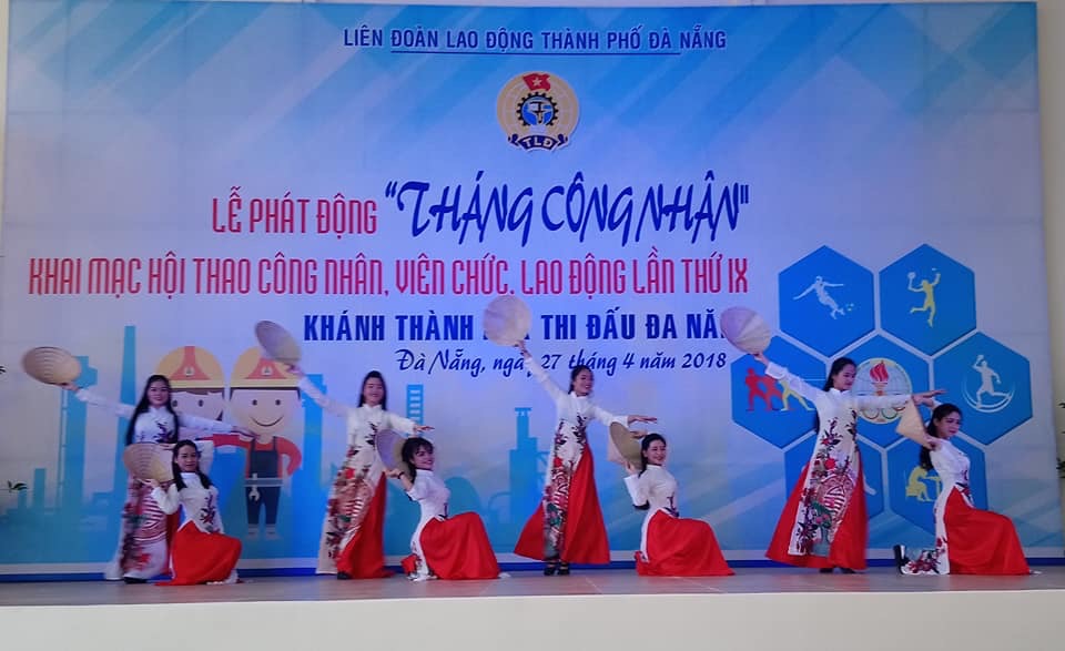 trung tam hltt quoc gia da nang cu doan cbvc nld tham du le phat dong thang cong nhan va le khai mac hoi thao cnvc ld lan thu ix nam 2018